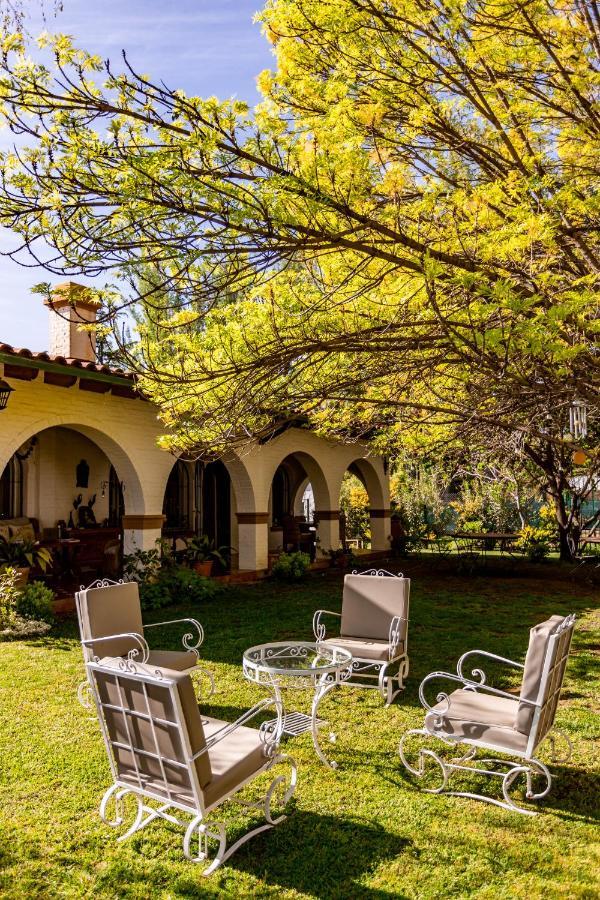 Отель Casona La Chiquita Чакрас-де-Кория Экстерьер фото