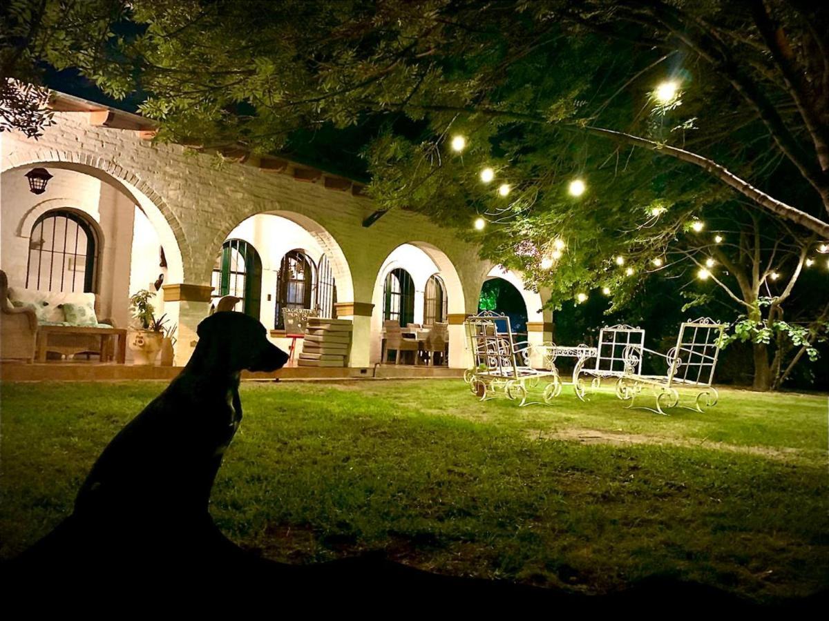 Отель Casona La Chiquita Чакрас-де-Кория Экстерьер фото